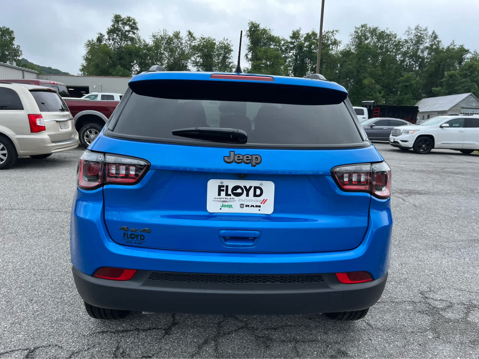 New 2026 Jeep Compass Latitude AWD/4WD image 4
