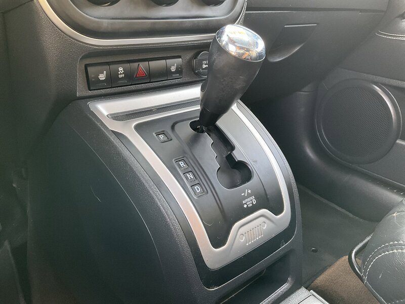 Used 2015 Jeep Compass High Altitude AWD/4WD image 33