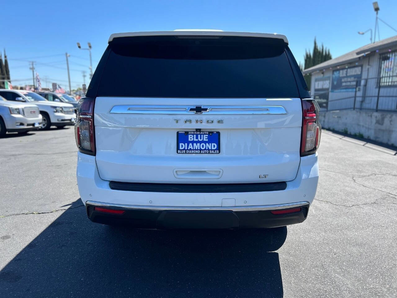 Used 2021 Chevrolet Tahoe LT w/ LT Signature Package image 5