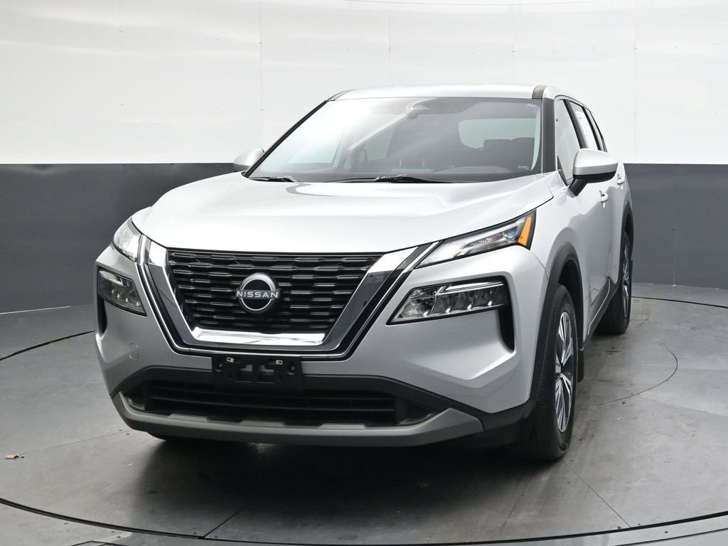 Used 2023 Nissan Rogue SV image 9