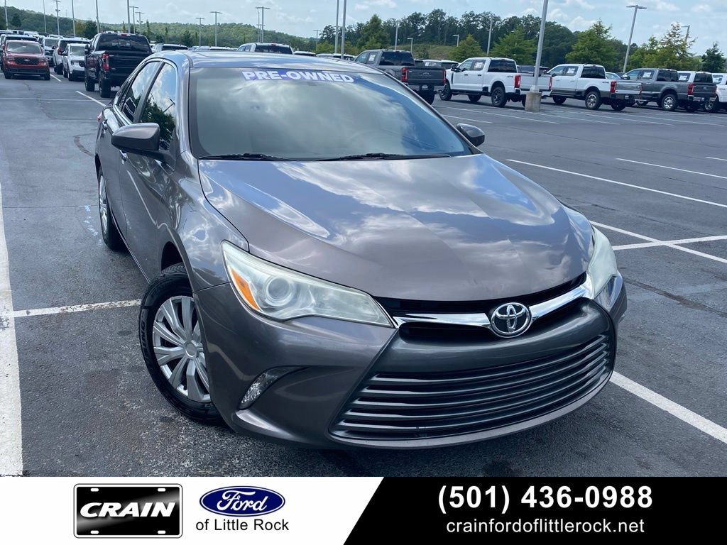 Used 2017 Toyota Camry LE w/ Moonroof Package FWD image 1
