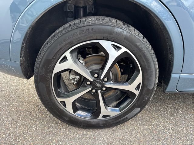 Certified 2024 Ford Escape ST-Line Select w/ Tech Pack #2 image 13