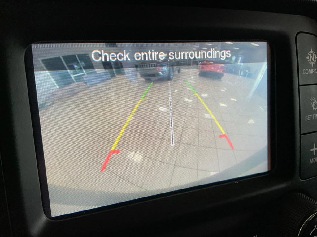 Used 2018 Jeep Wrangler Sport AWD/4WD image 16