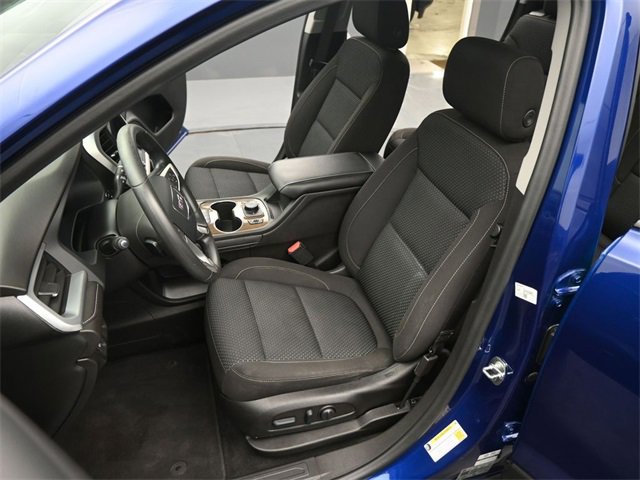 Used 2023 GMC Acadia SLE w/ Driver Convenience Package image 11