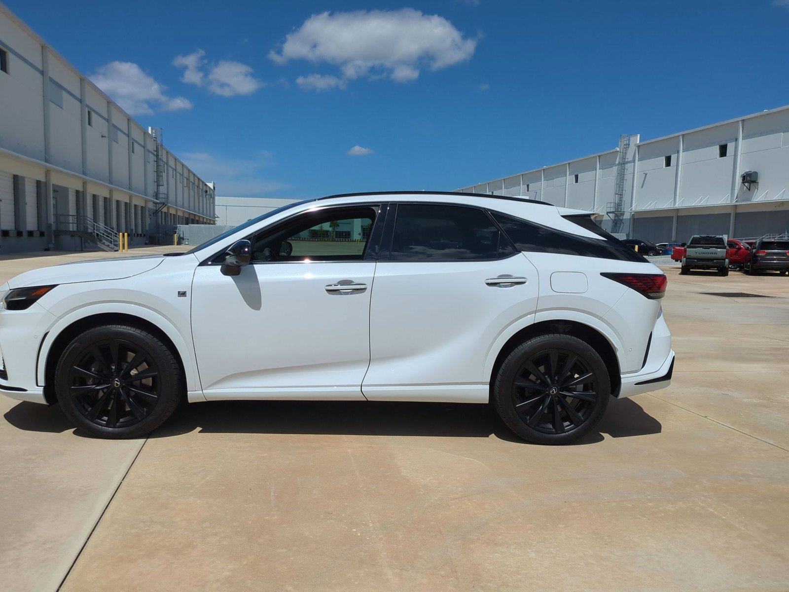 Used 2024 Lexus RX 500h F Sport w/ Convenience Package AWD/4WD image 8