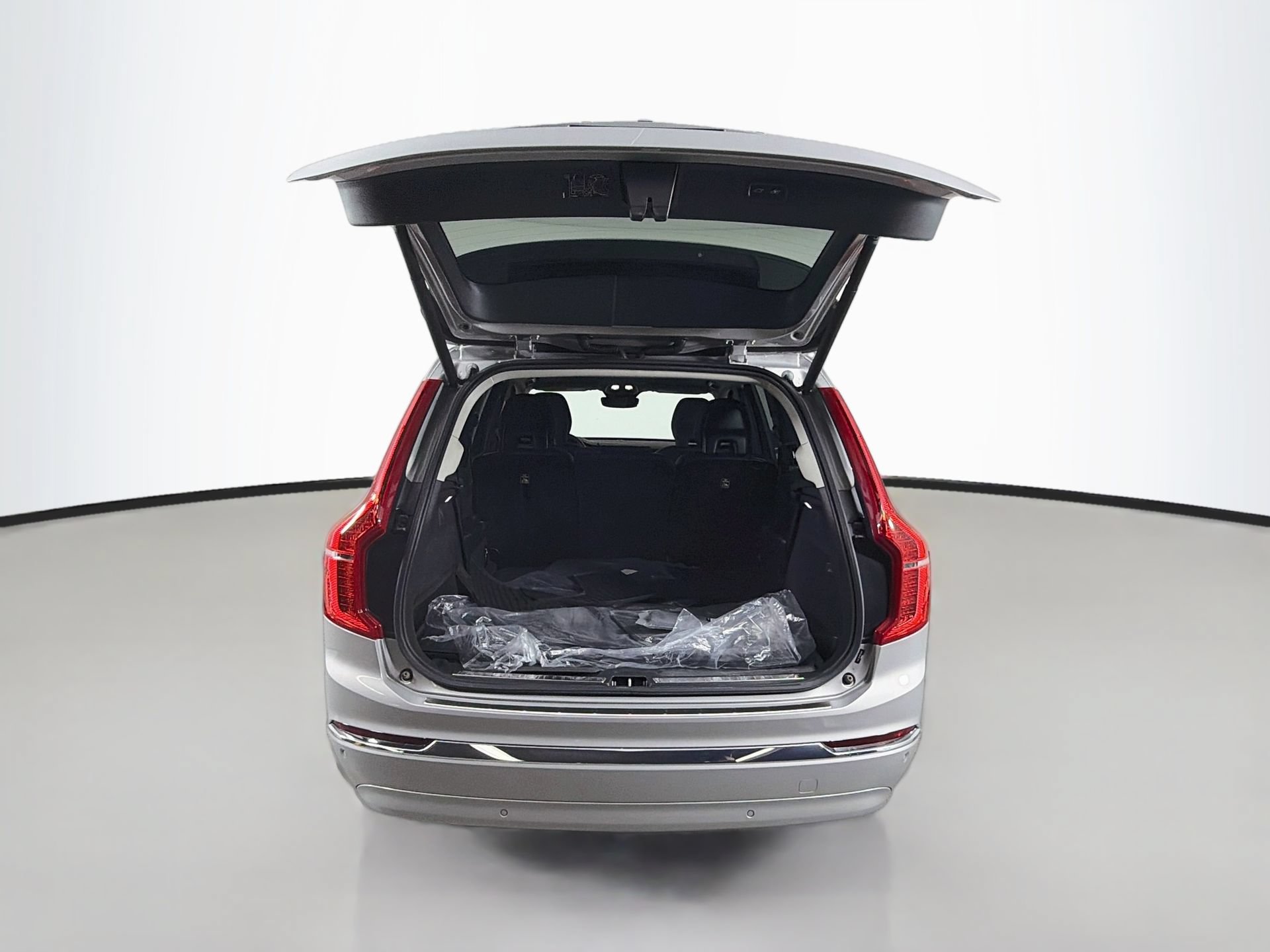 Used 2024 Volvo XC90 B5 Core w/ Protection Package Premier AWD/4WD image 26