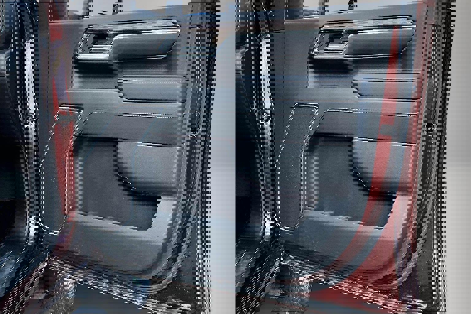 Used 2024 Chevrolet Silverado 2500 LT image 29