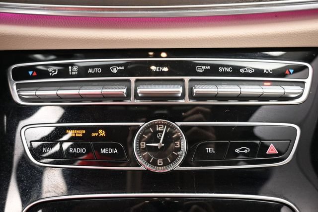 Used 2017 Mercedes-Benz E 300 4MATIC image 23