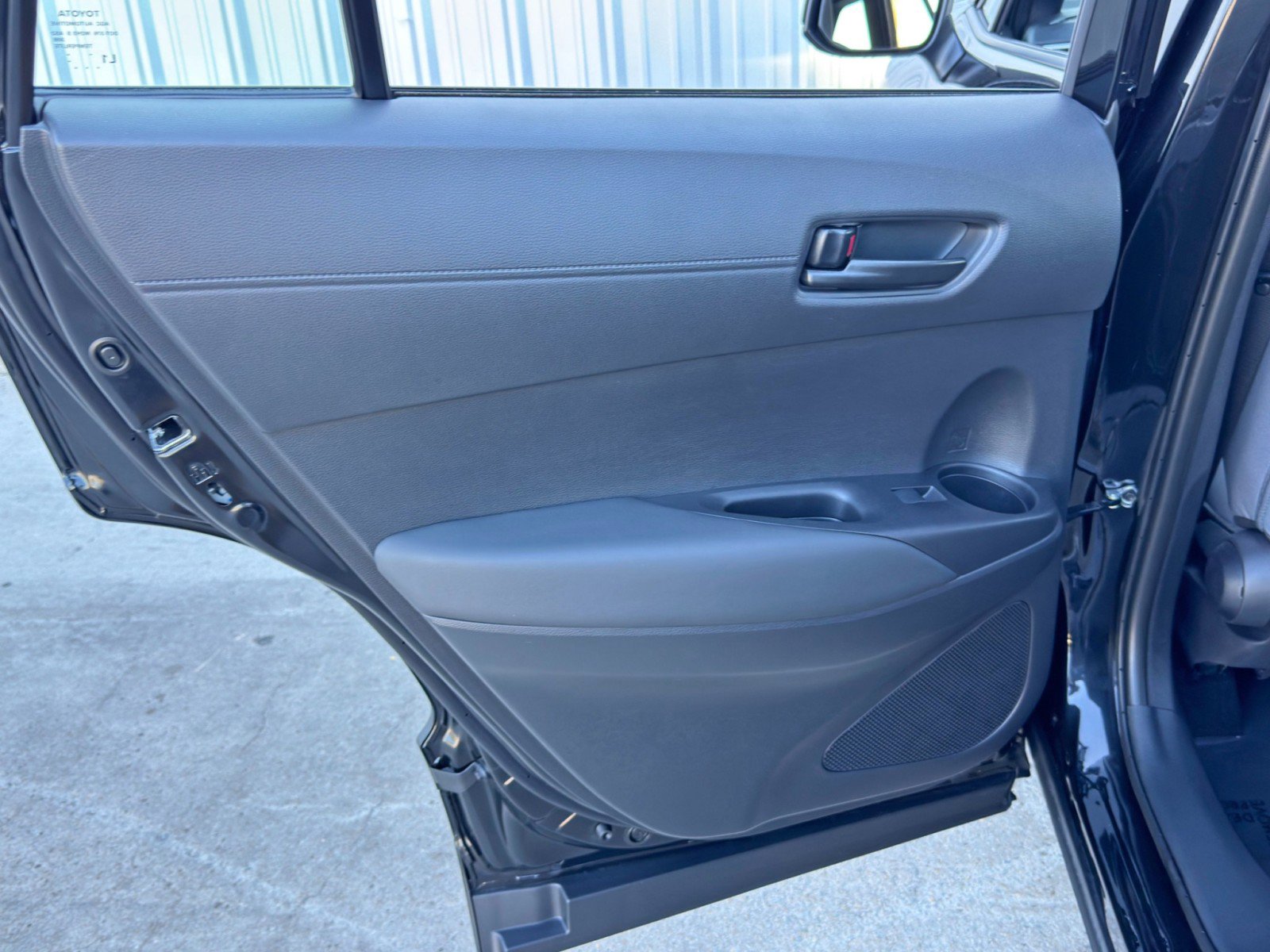 Used 2025 Toyota Corolla Cross AWD Hybrid image 37