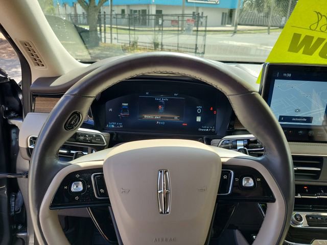 Used 2023 Lincoln Corsair Reserve w/ Jet Appearance Package image 16