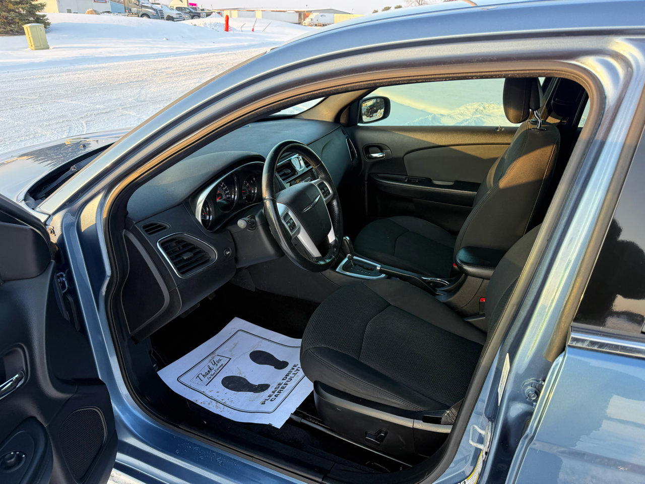 Used 2011 Chrysler 200 Touring w/ Cold Weather Group image 9