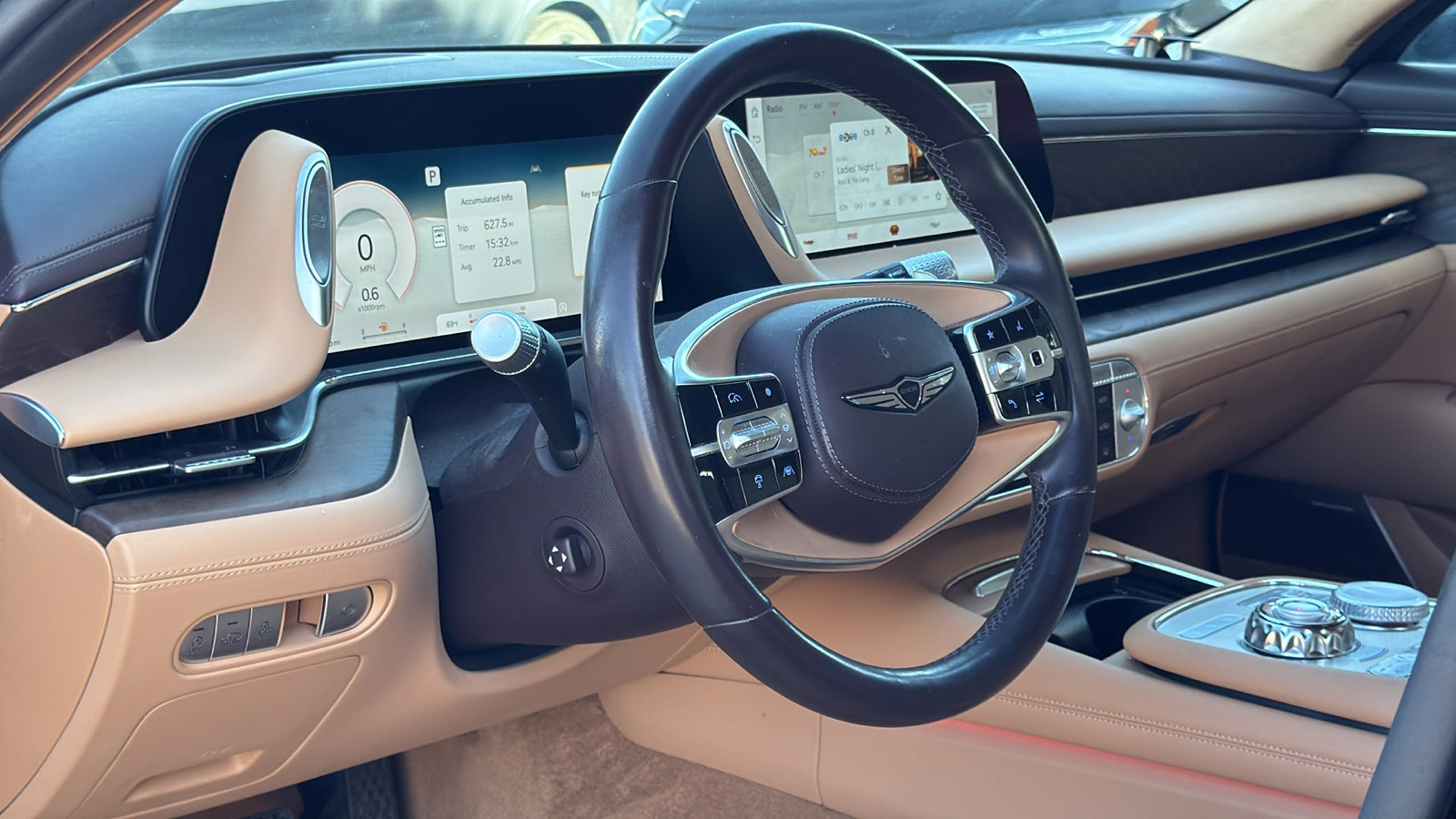 Used 2023 Genesis G90 3.5T image 10