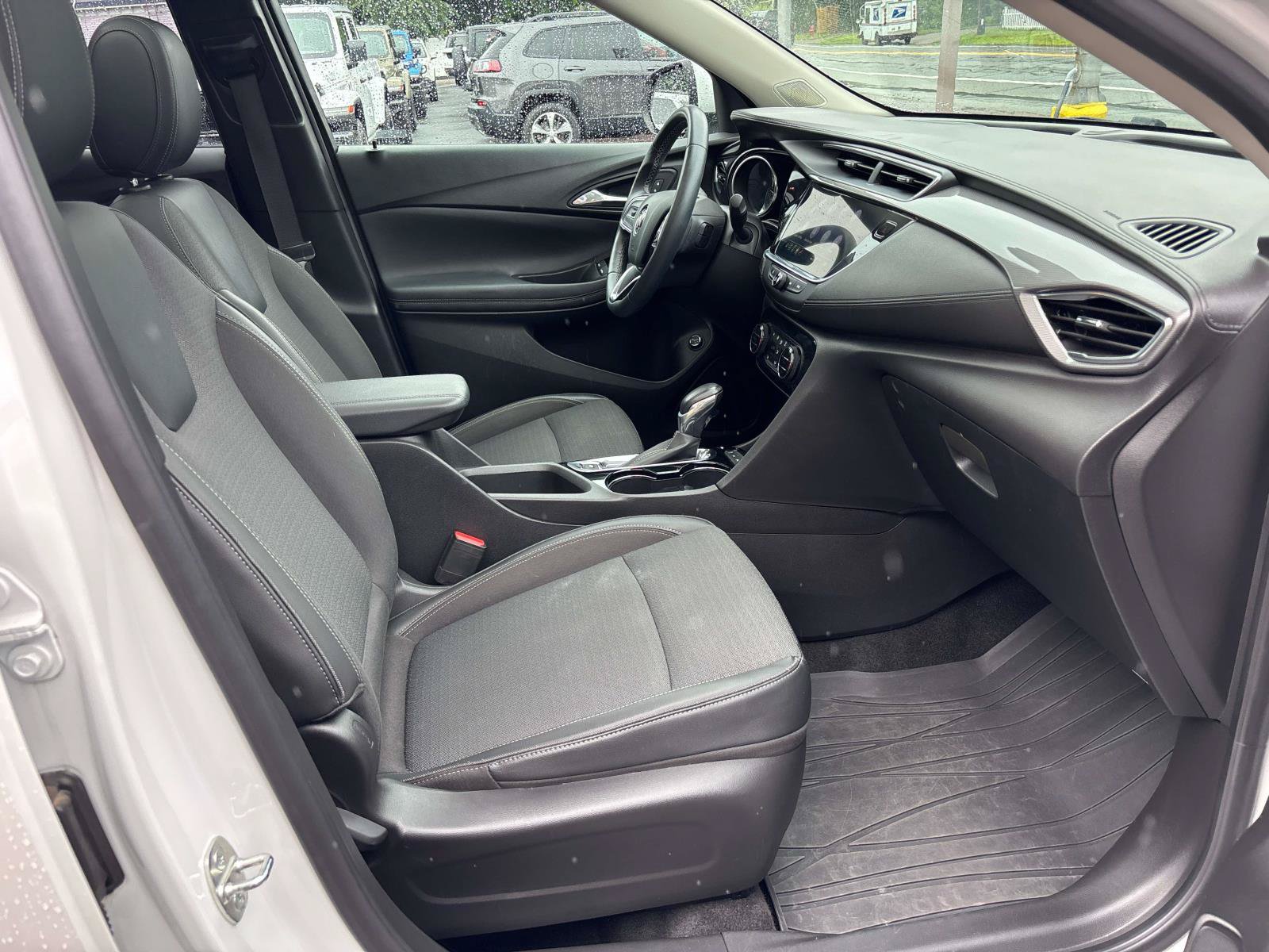Used 2021 Buick Encore GX Select w/ Experience Buick Package AWD/4WD image 11