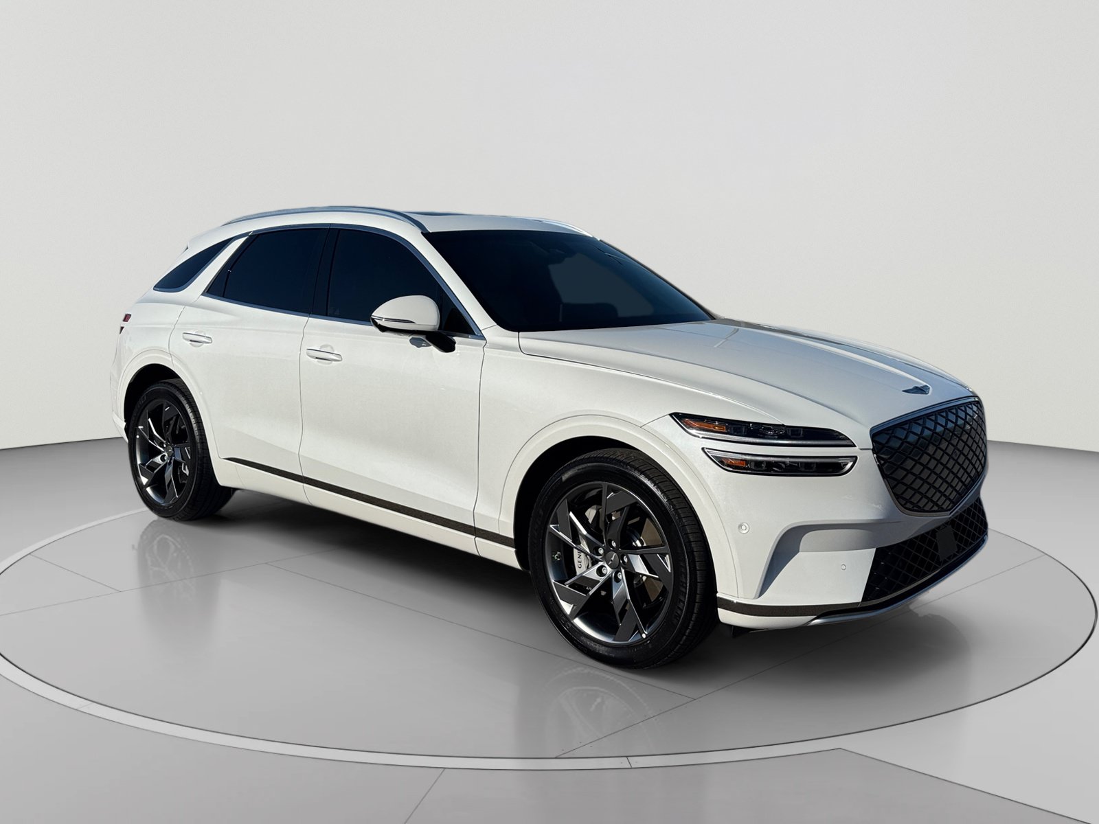 Used 2025 Genesis Electrified GV70 AWD/4WD image 7