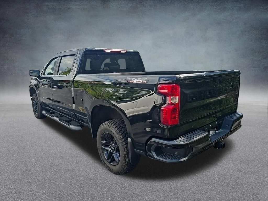 Used 2024 Chevrolet Silverado 1500 Custom Trail Boss AWD/4WD image 5