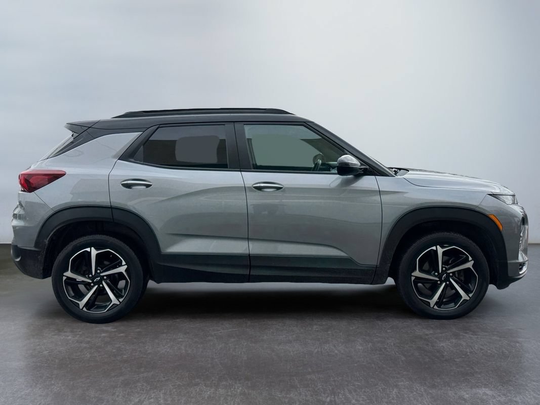 Used 2023 Chevrolet TrailBlazer RS w/ Convenience Package AWD/4WD image 4