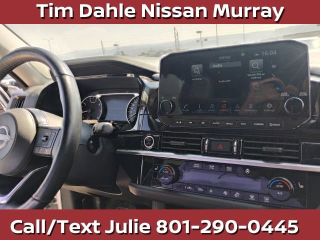 Used 2023 Nissan Pathfinder SL AWD/4WD image 18