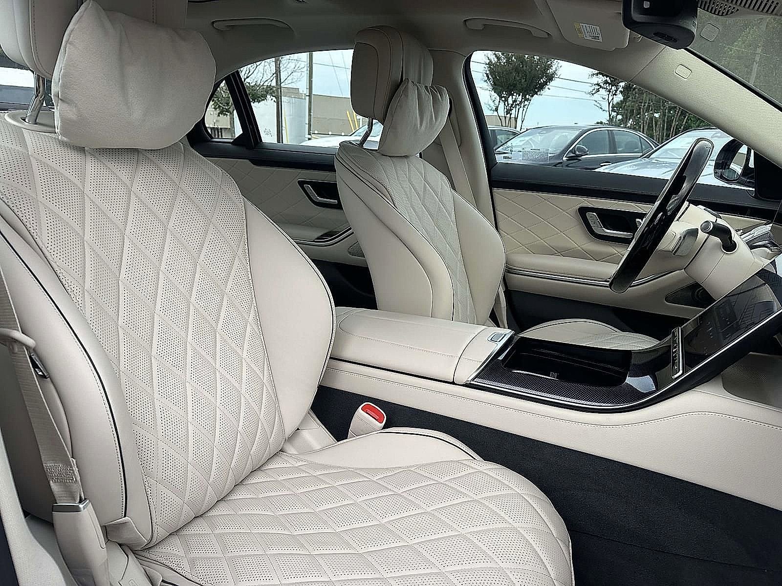 Used 2025 Mercedes-Benz S 580 4MATIC Sedan image 10