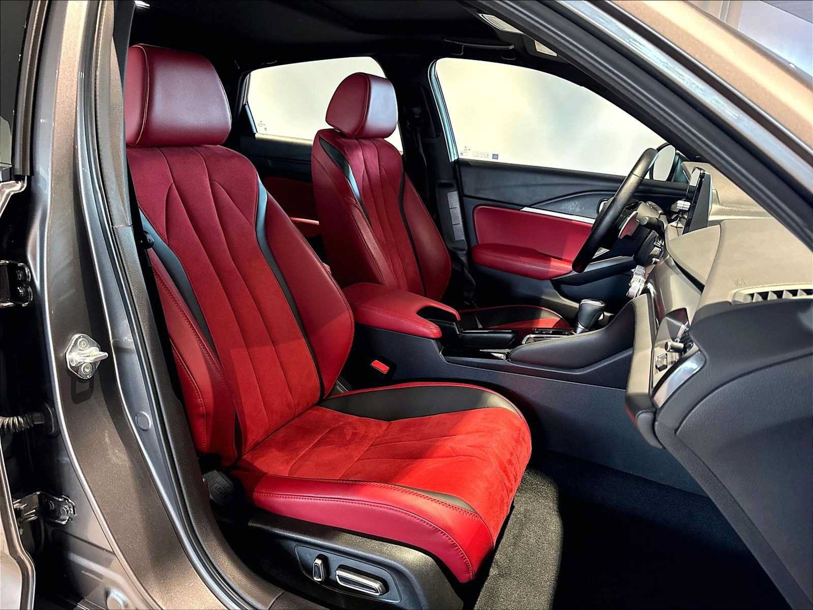 Used 2025 Acura Integra A-Spec w/ Technology Package FWD image 23