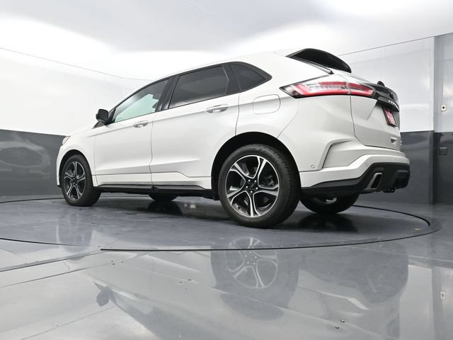 Used 2023 Ford Edge ST w/ Equipment Group 401A AWD/4WD image 39