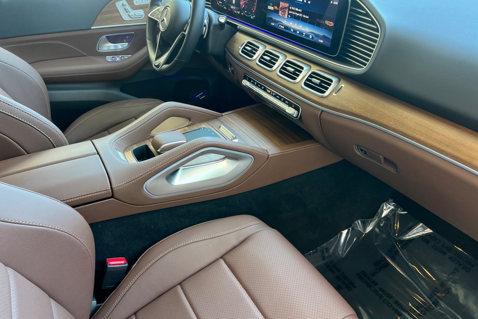 Certified 2025 Mercedes-Benz GLE 350 4MATIC image 33