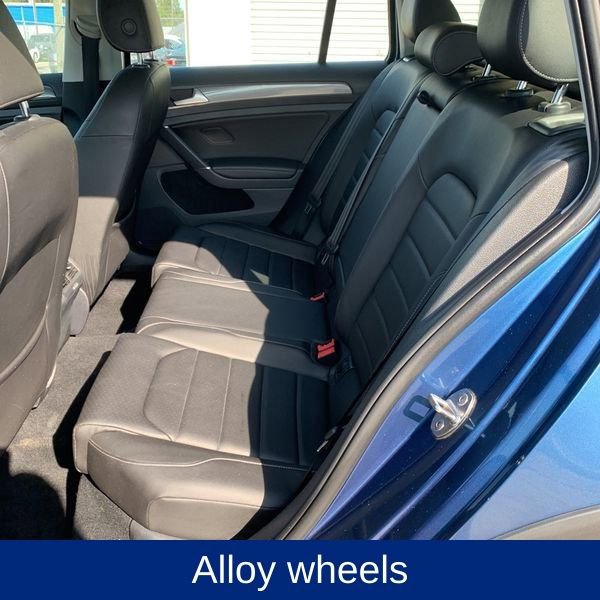 Used 2018 Volkswagen Golf Alltrack SE image 17