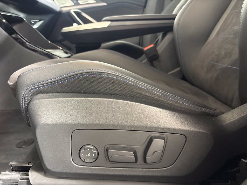 Certified 2024 BMW X1 M35i w/ Premium Package AWD/4WD image 25