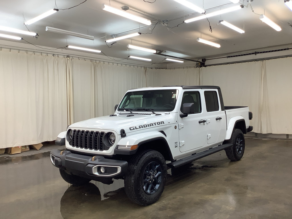 New 2026 Jeep Gladiator Mojave AWD/4WD image 1