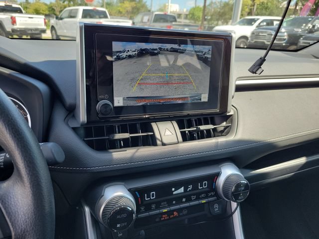 Used 2025 Toyota RAV4 XLE w/ Convenience Package FWD image 32