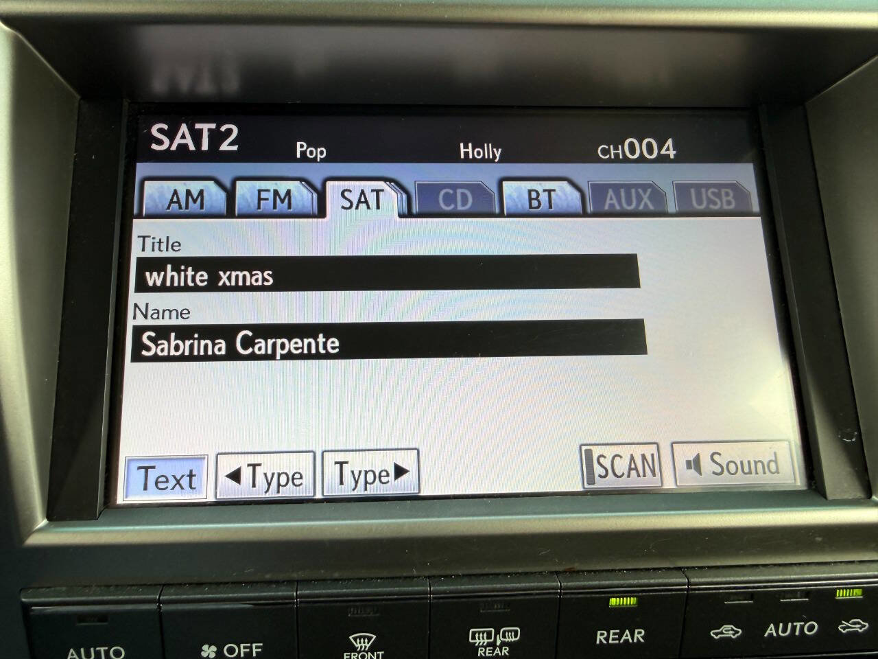 Used 2013 Lexus GX 460 image 37