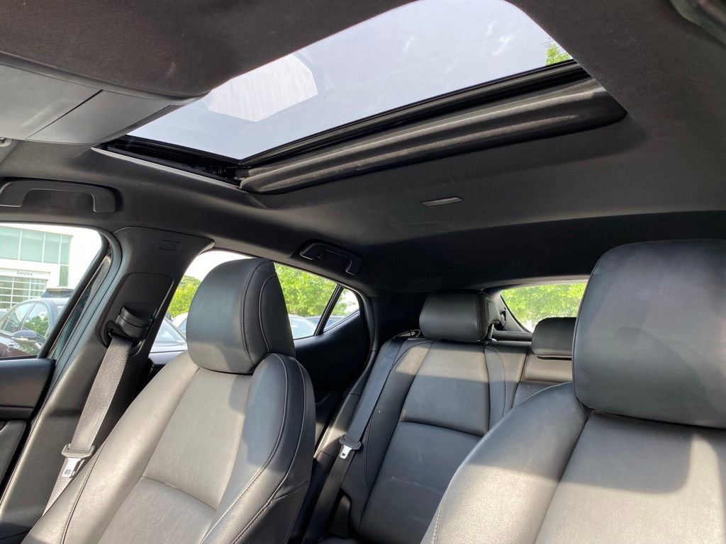 Used 2023 MAZDA MAZDA3 s FWD image 25