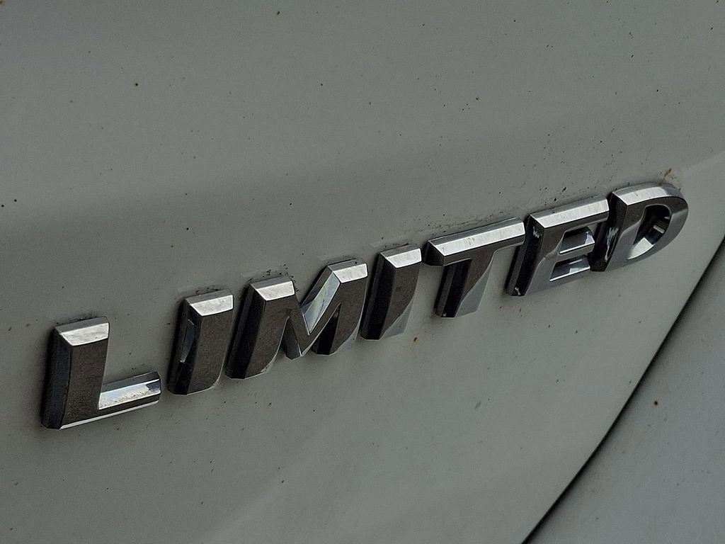 Used 2020 Jeep Grand Cherokee Limited w/ Luxury Group II image 29