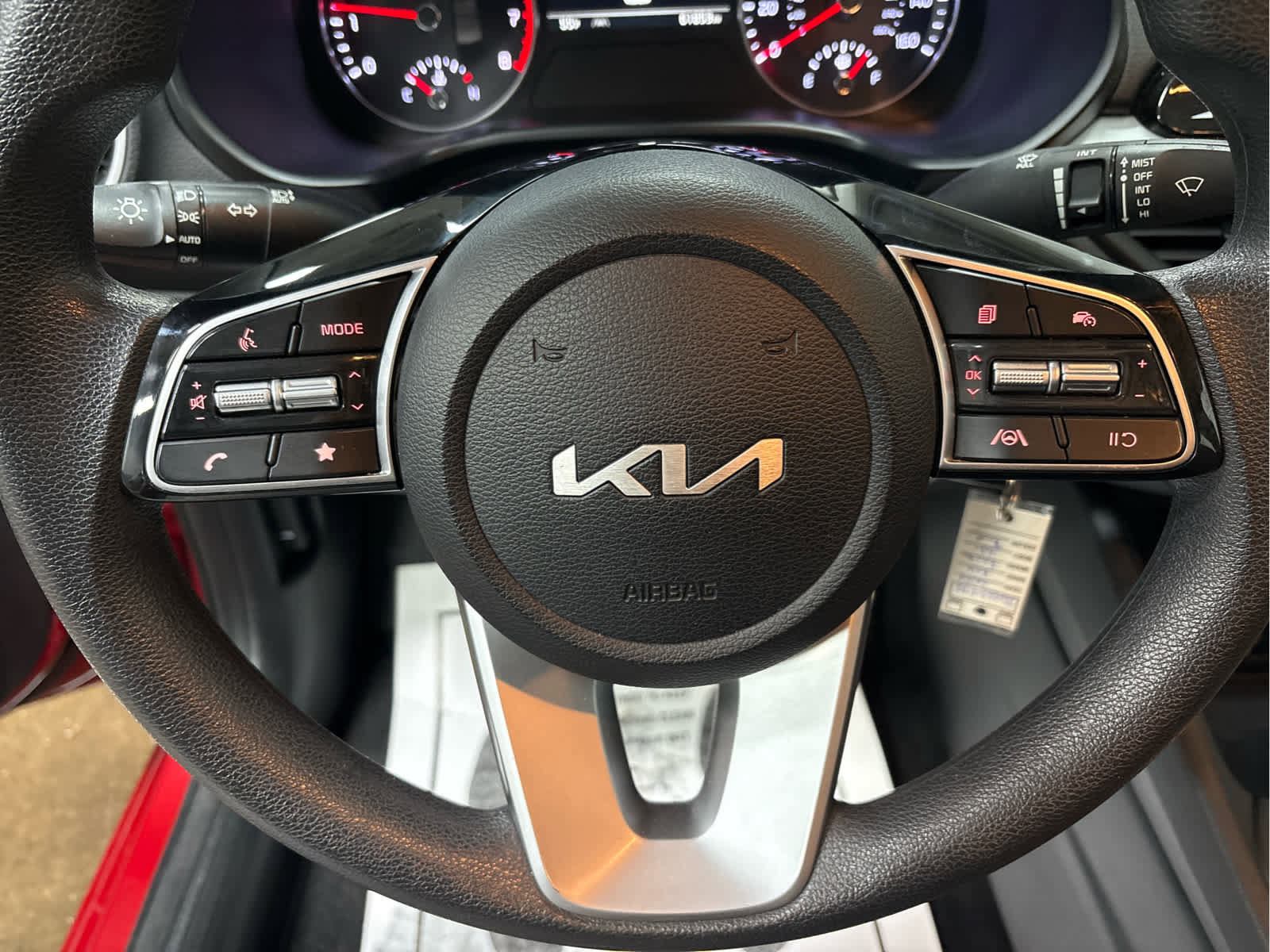 Used 2024 Kia Forte LXS image 19