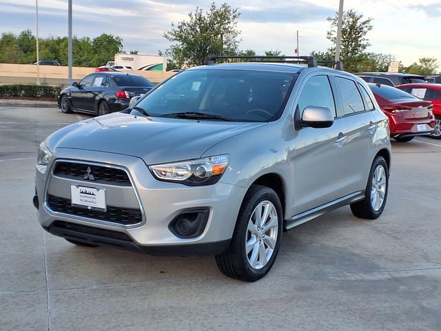 Used 2015 Mitsubishi Outlander Sport ES image 3