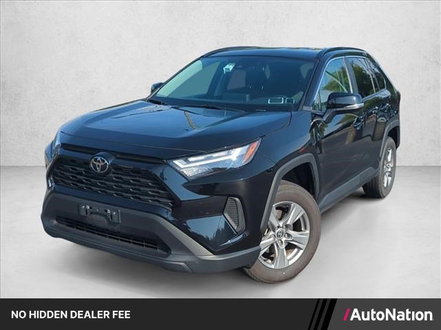 Certified 2025 Toyota RAV4 XLE AWD/4WD image 1