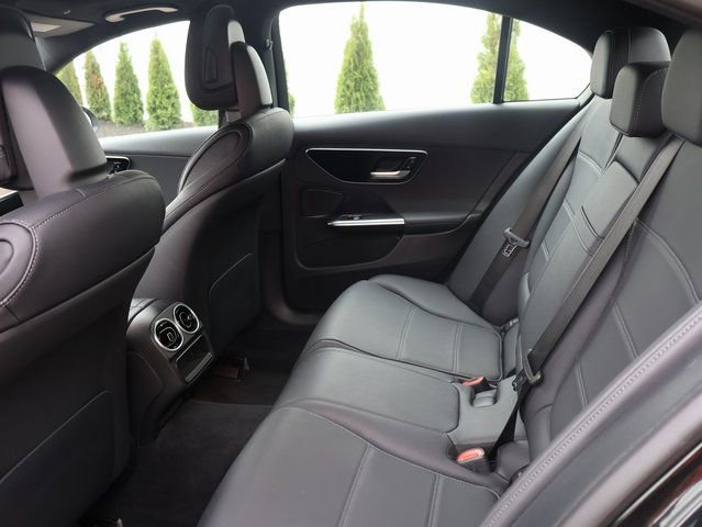 Used 2025 Mercedes-Benz C 300 4MATIC Sedan image 18