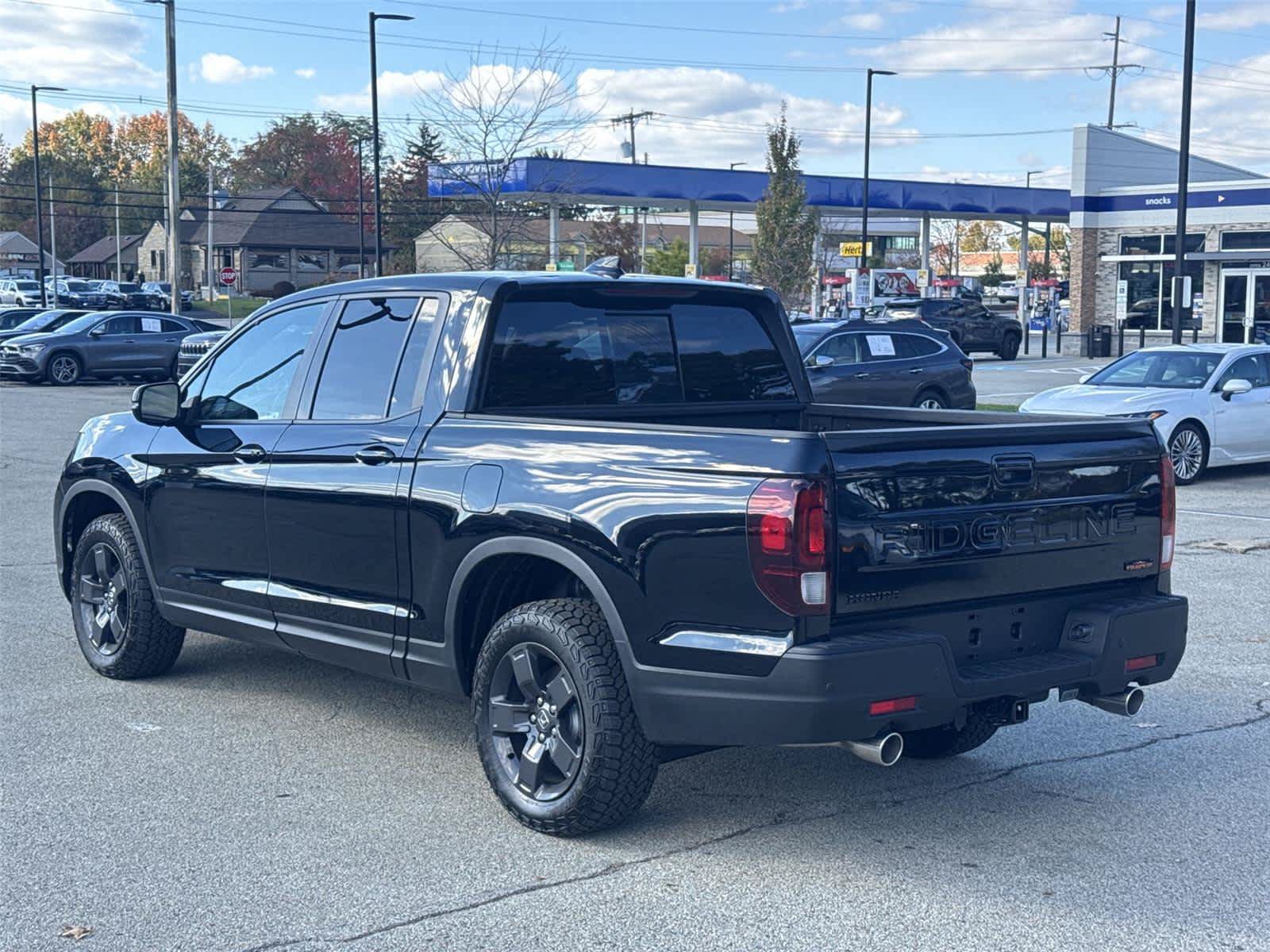 Used 2026 Honda Ridgeline TrailSport image 3