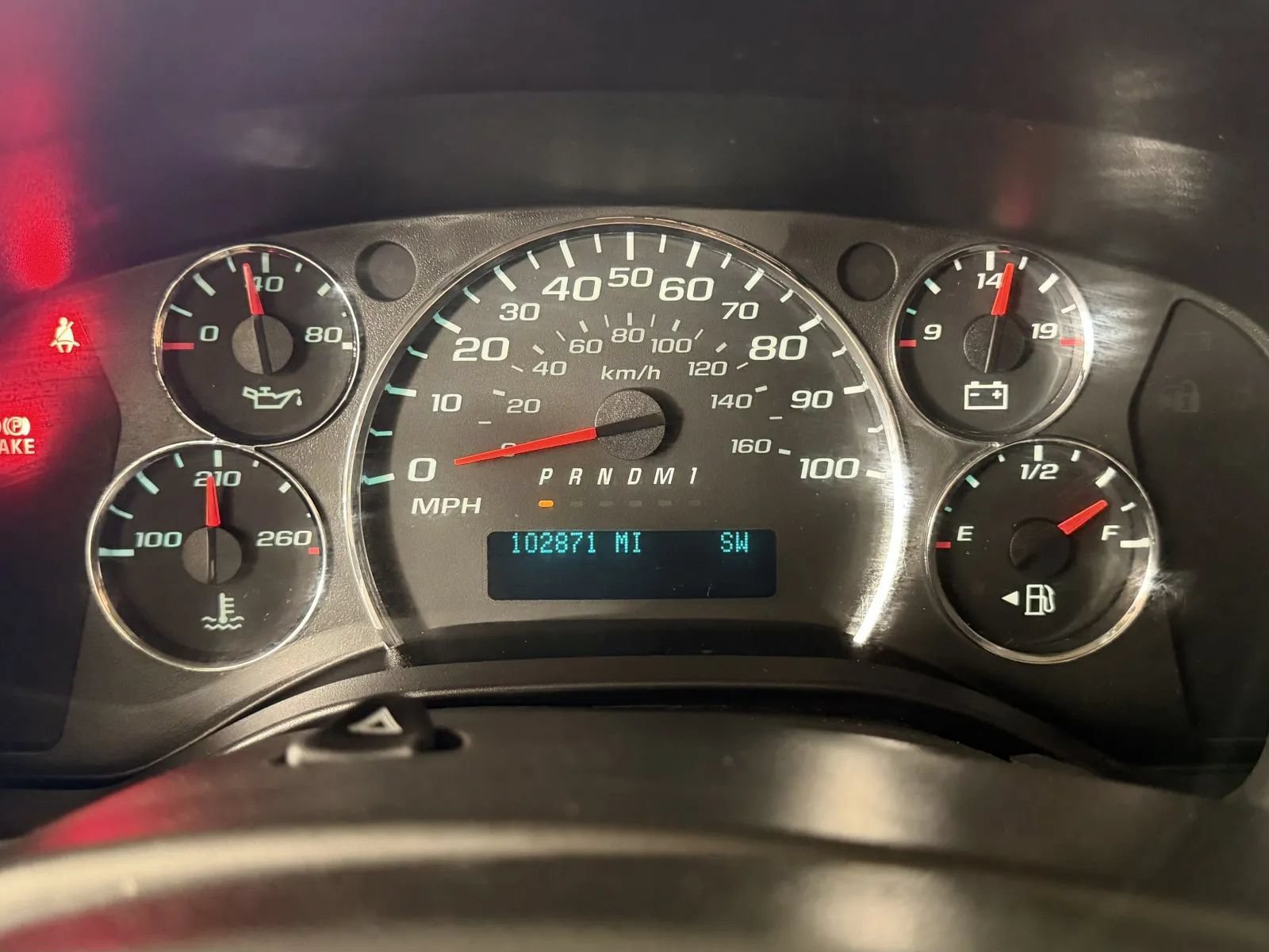 Used 2018 Chevrolet Express 2500 RWD image 16
