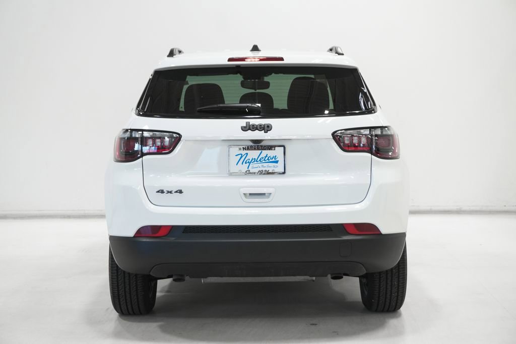 New 2026 Jeep Compass Latitude image 26