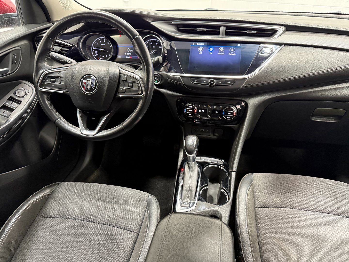 Used 2021 Buick Encore GX Select image 37