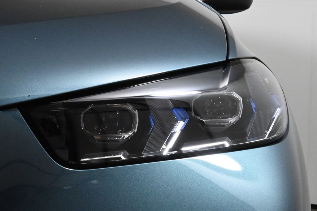 Used 2026 BMW X5 xDrive40i image 11