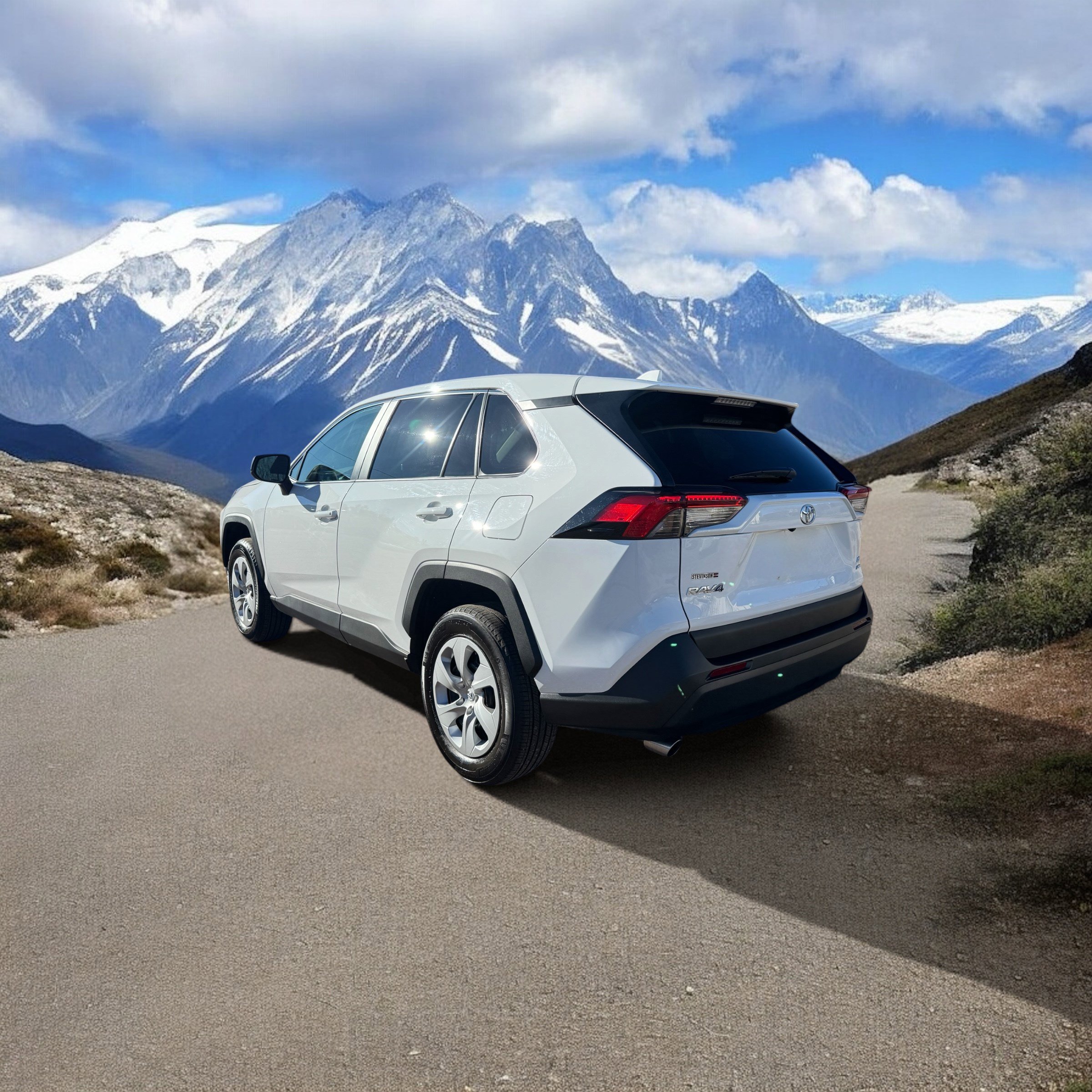 Certified 2025 Toyota RAV4 LE AWD/4WD image 3