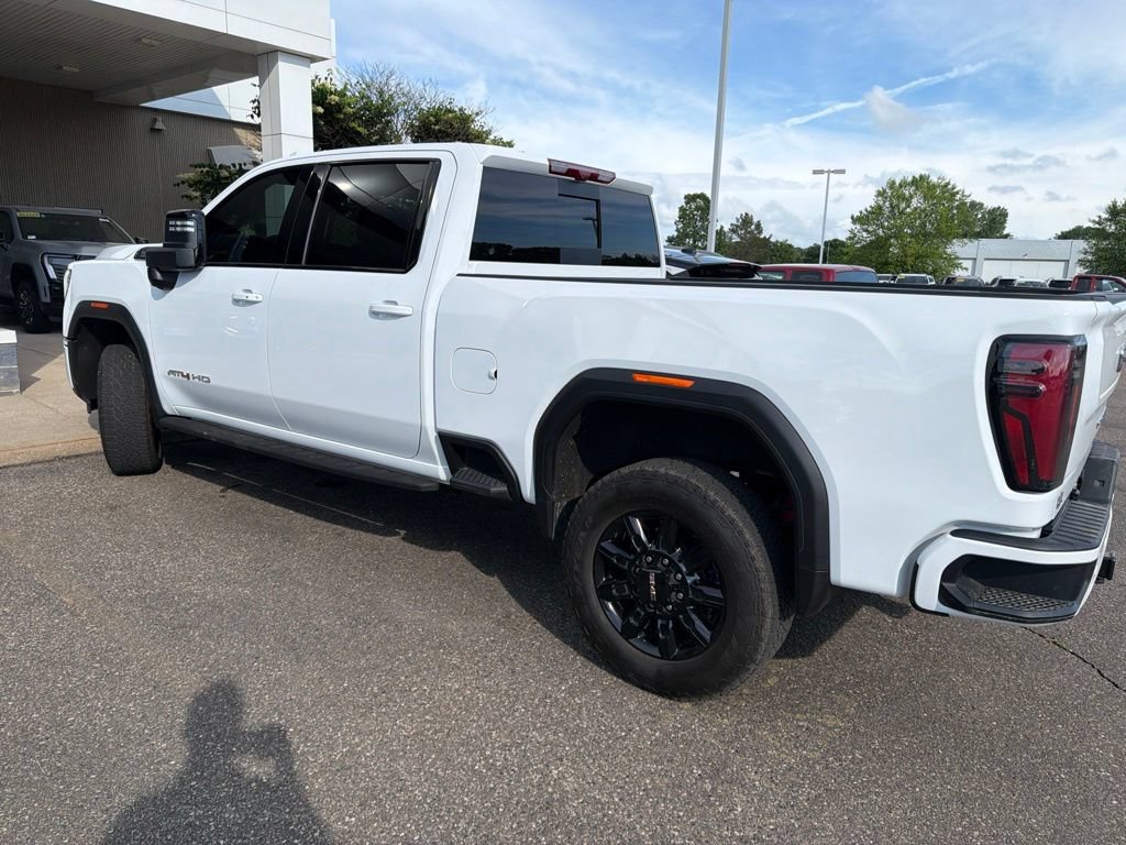 Used 2025 GMC Sierra 3500 AT4 w/ AT4 Premium Plus Package AWD/4WD image 5