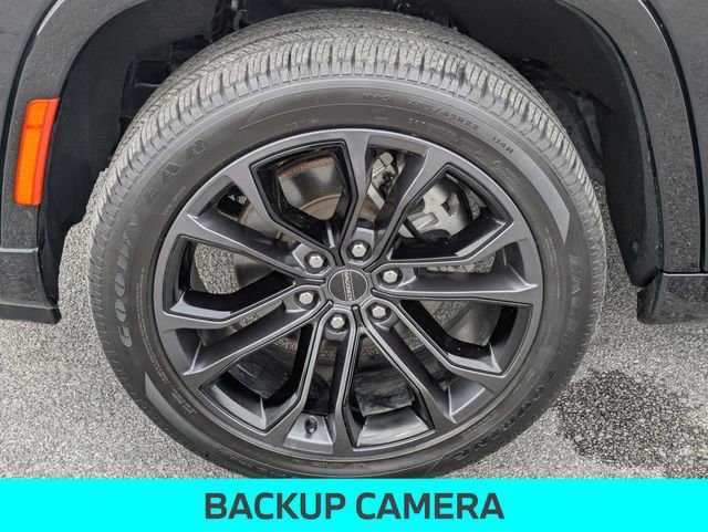 Used 2024 Jeep Grand Wagoneer L Series II w/ Quick Order Packagew 28T image 11