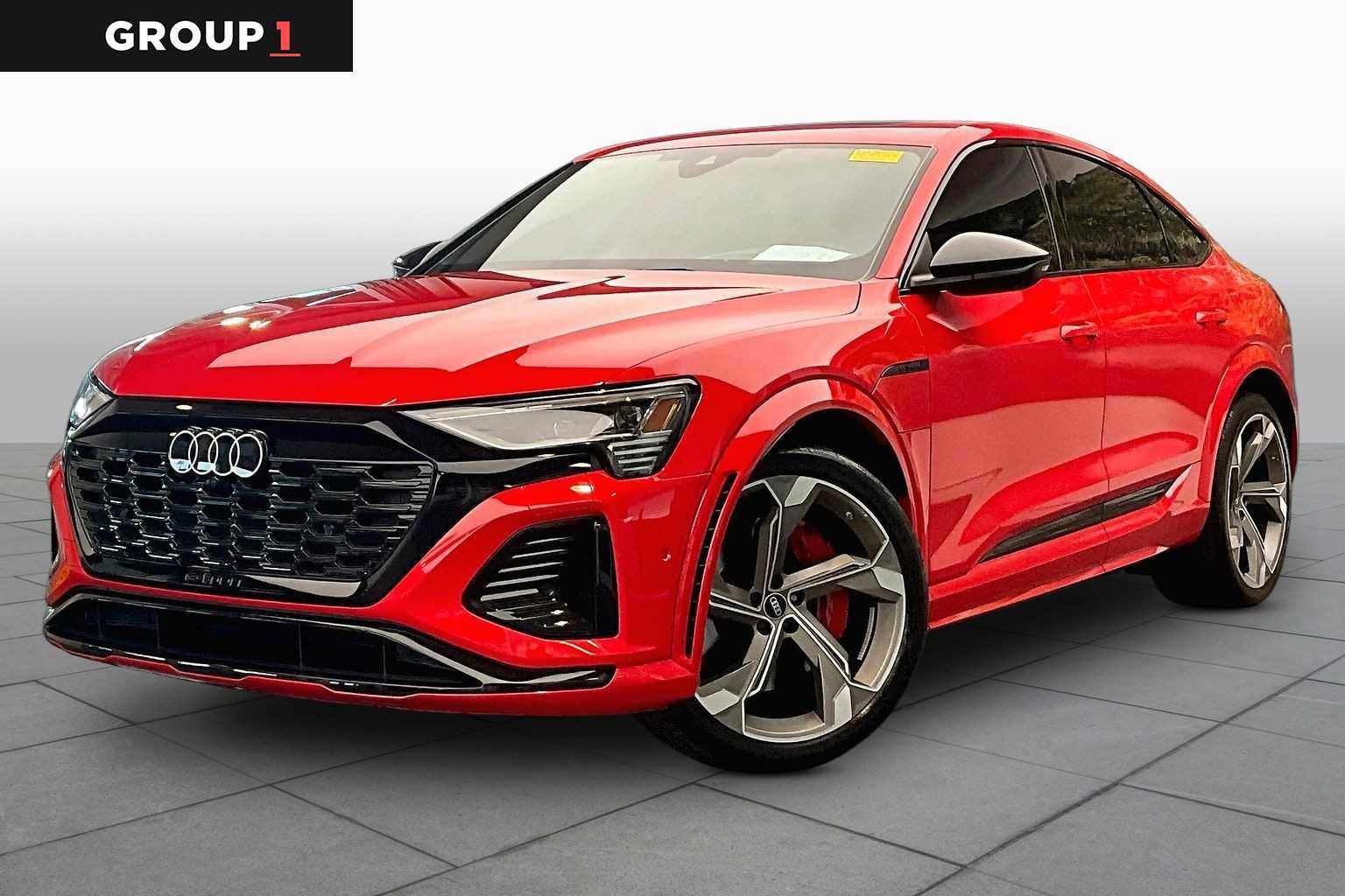 Used 2024 Audi SQ8 e-tron Prestige w/ Prestige Package AWD/4WD image 1