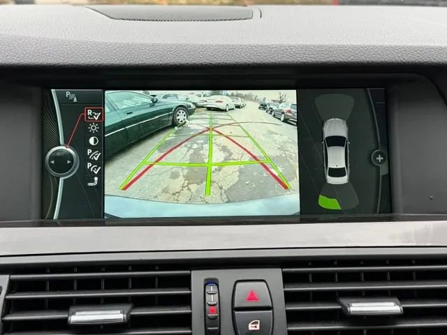 Used 2011 BMW 550i Sedan image 21