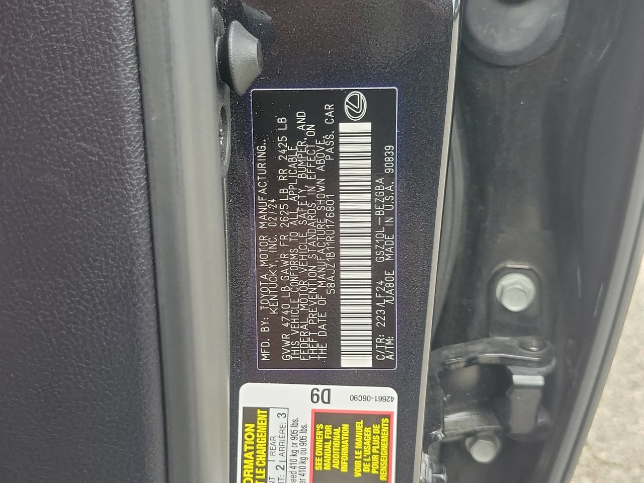 Used 2024 Lexus ES 350 F Sport w/ Accessory Package (Z2) FWD image 31