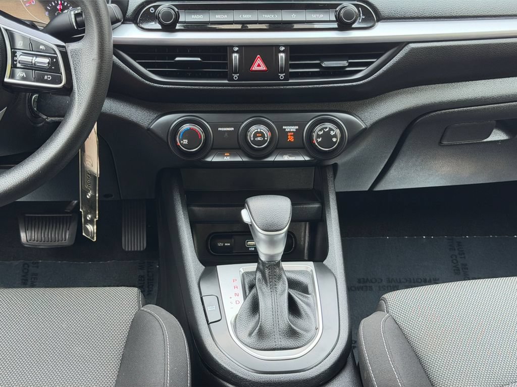 Certified 2023 Kia Forte LXS FWD image 15