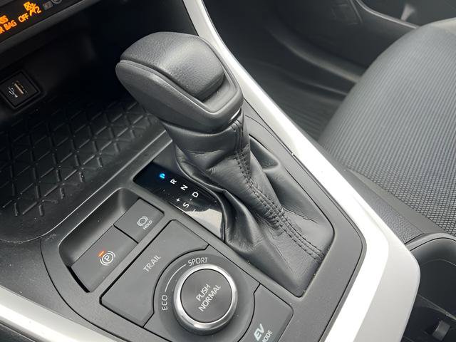 Used 2023 Toyota RAV4 LE image 20