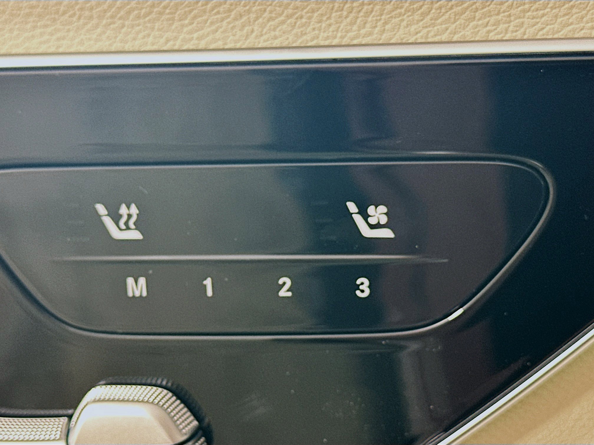 Used 2026 Mercedes-Benz E 350 4MATIC Sedan image 26